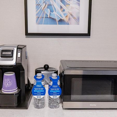 Hilton Garden Inn לייקווד מראה חיצוני תמונה