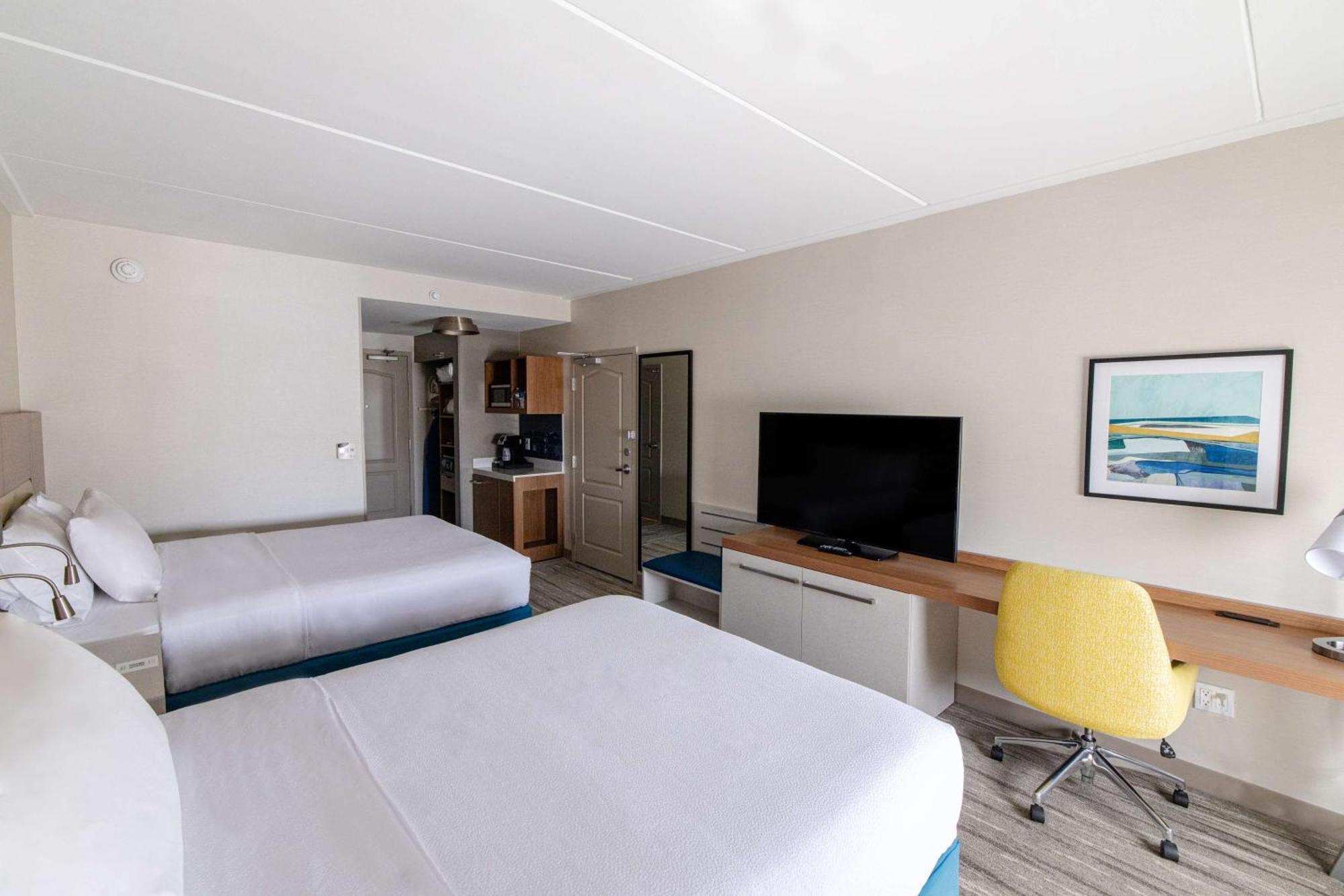 Hilton Garden Inn לייקווד מראה חיצוני תמונה
